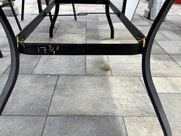 patio table gap size