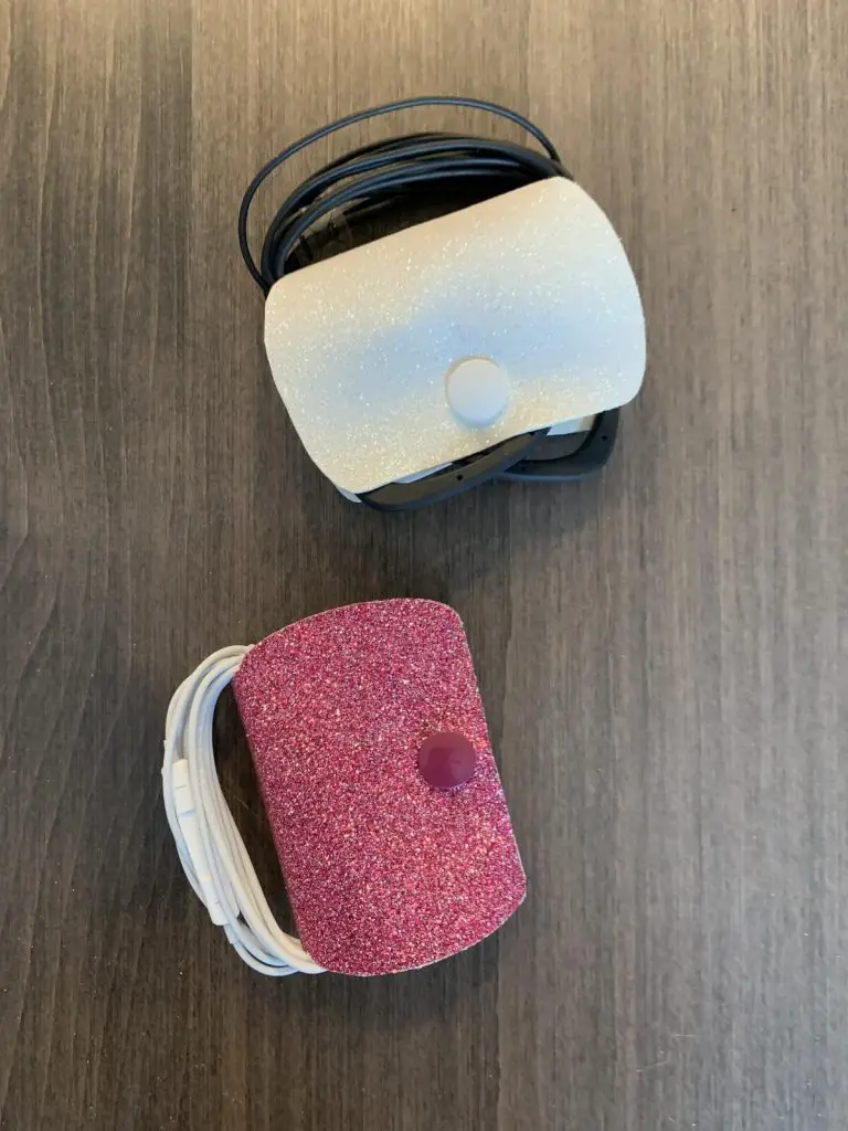 how to make an earbud case