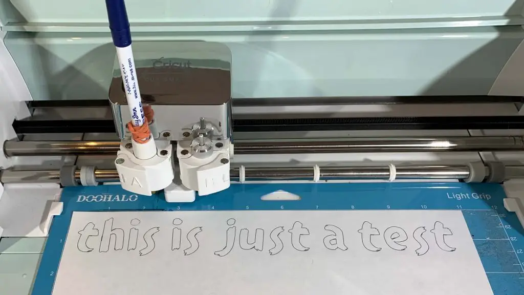 bic pen in cricut