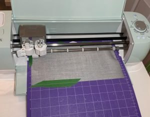 how to make curtain straps/curtain tie-backs cut on cricut