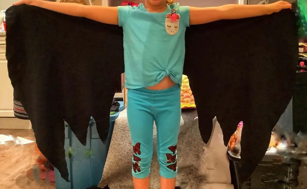 unsewn DIY simple dragon wings for kids