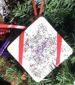 easy xmas ornament painted