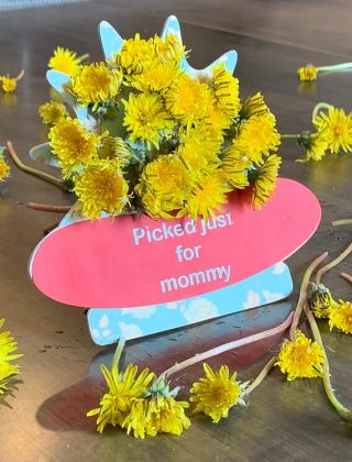 Simple Mother’s Day Paper Vase