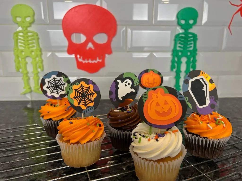 Free Halloween Cupcake Toppers with Cricut