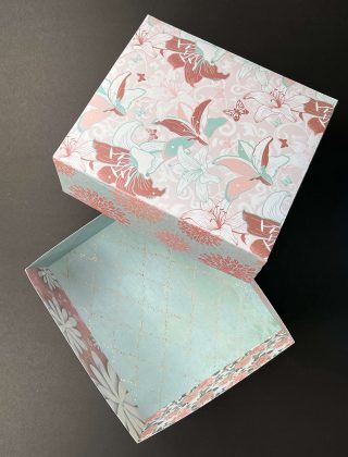 How to Make a Large Paper Gift Box