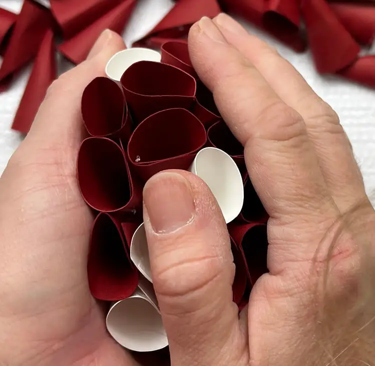 Squeezing Paper Christmas Balls