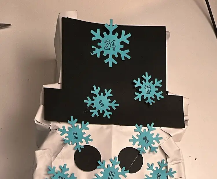 snowman Christmas Countdown Calendar numbers