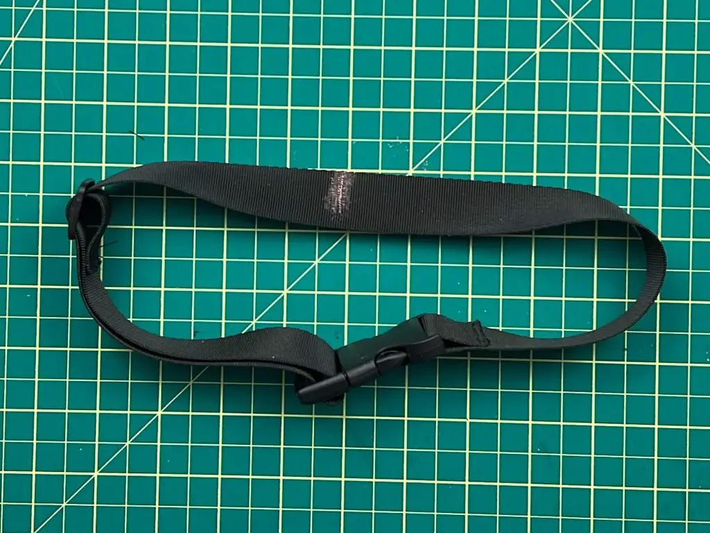 cat tail belt assembly