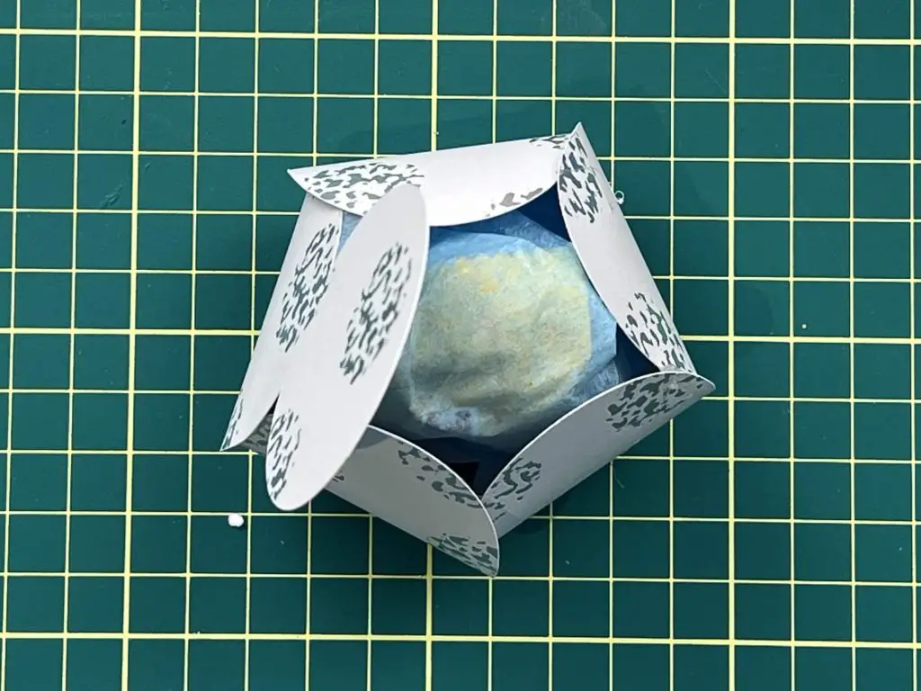 countdown calendar candy in bulb