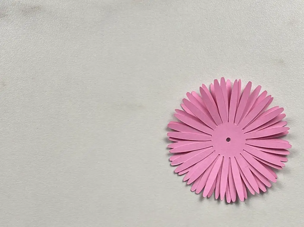 Assembling flower
