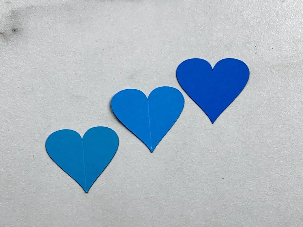 Mother's Day Heart Balloon Card folding hearts