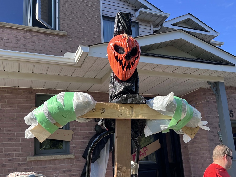 Giant Halloween Ghoul