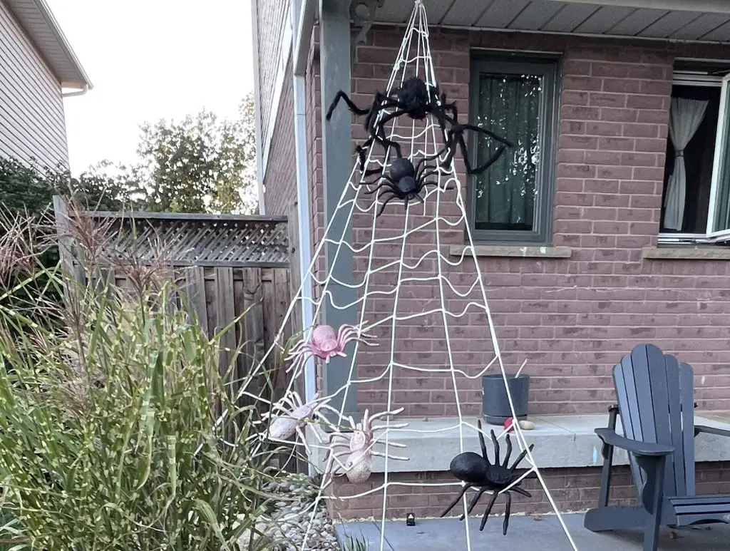 how to make a giant spider web