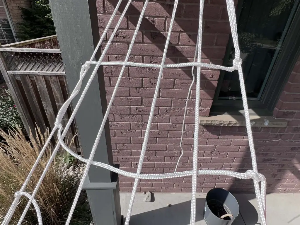 how to make a giant spider web