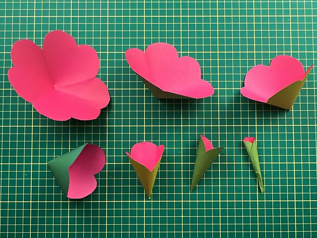 Simple Paper Roses cone pieces