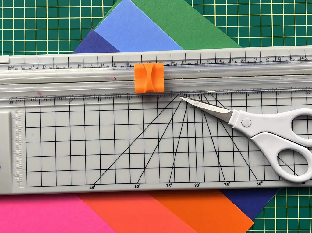 DIY paper hyacinths supplies