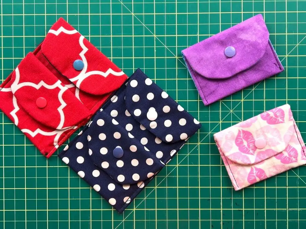 DIY Simple Mini Wallet