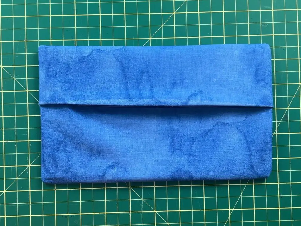 diy full-size tissue pouch