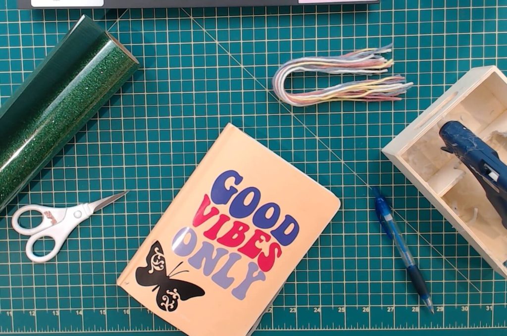 holiday gifts for crafters