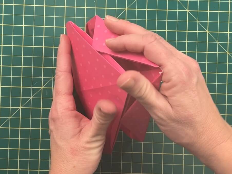 closing cute origami hearts