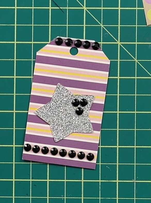 tag 5 - bling and glitter
