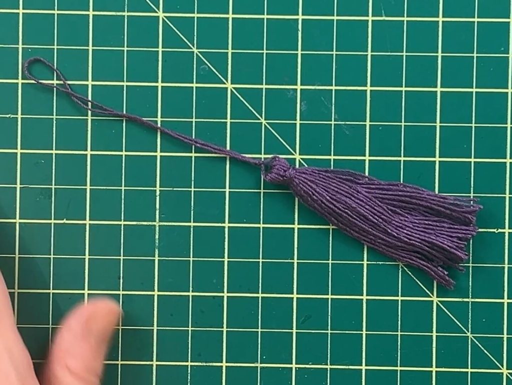 how to make tassels
