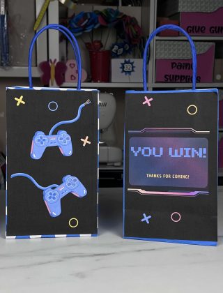 front page gamer gift bag